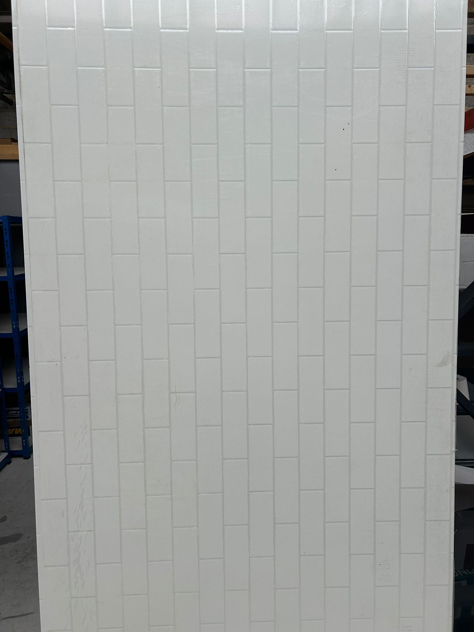 Clearance - Wetwall 2400x1200mm (White Metro Horizontal)