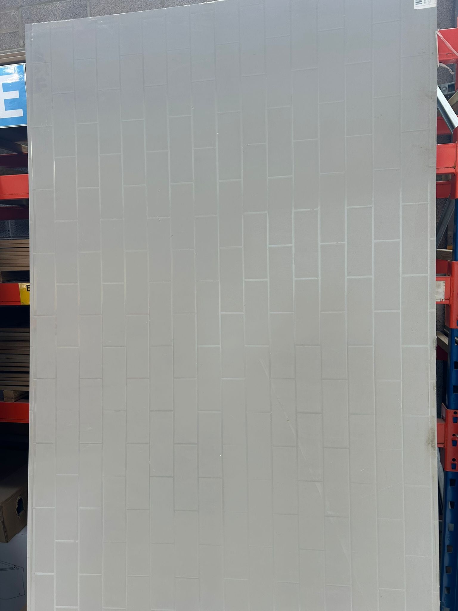 Clearance - Wetwall 2400x1200mm (Coffee Metro Horizontal)