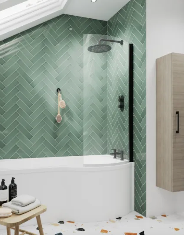 Black 6mm Bath Screens - Curved Hinged P-Bath Screen