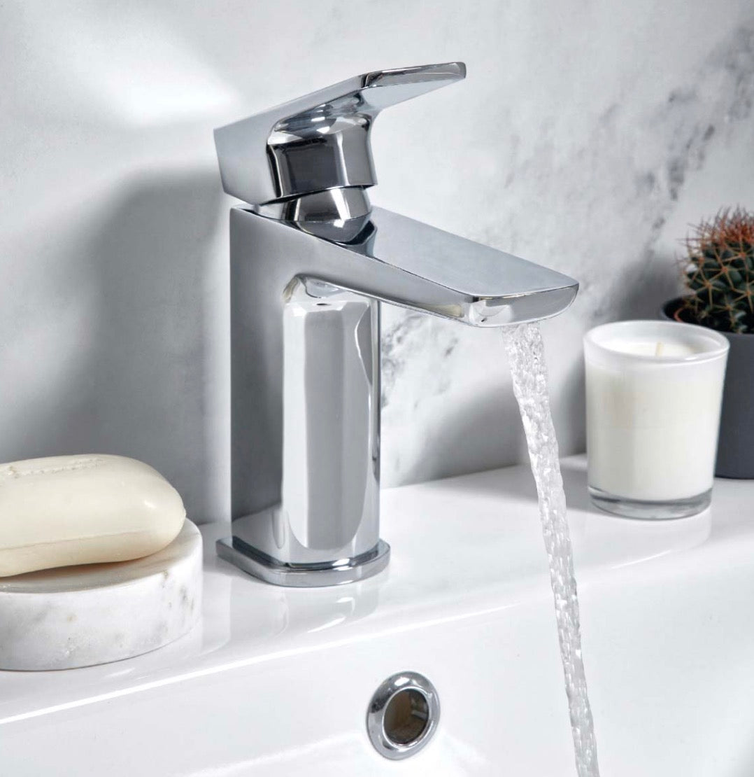 Muro Taps - Basin Mono Mixer