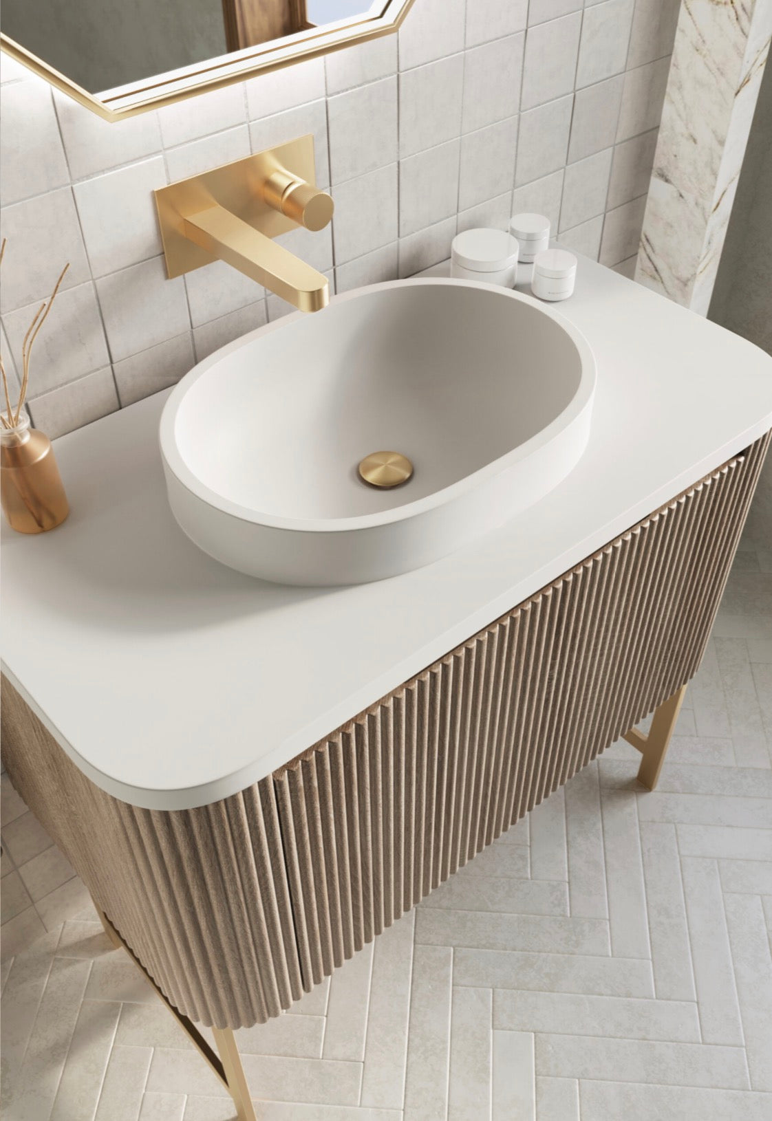 Linea Curve Furniture Range - 900 Basin